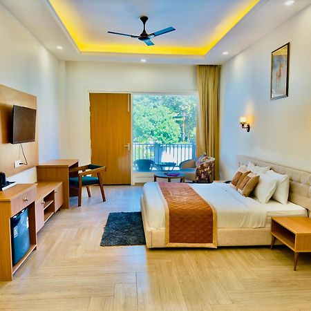 Forest Creek Resort Kiari - A Luxury 4 Star Resort 兰纳加 外观 照片